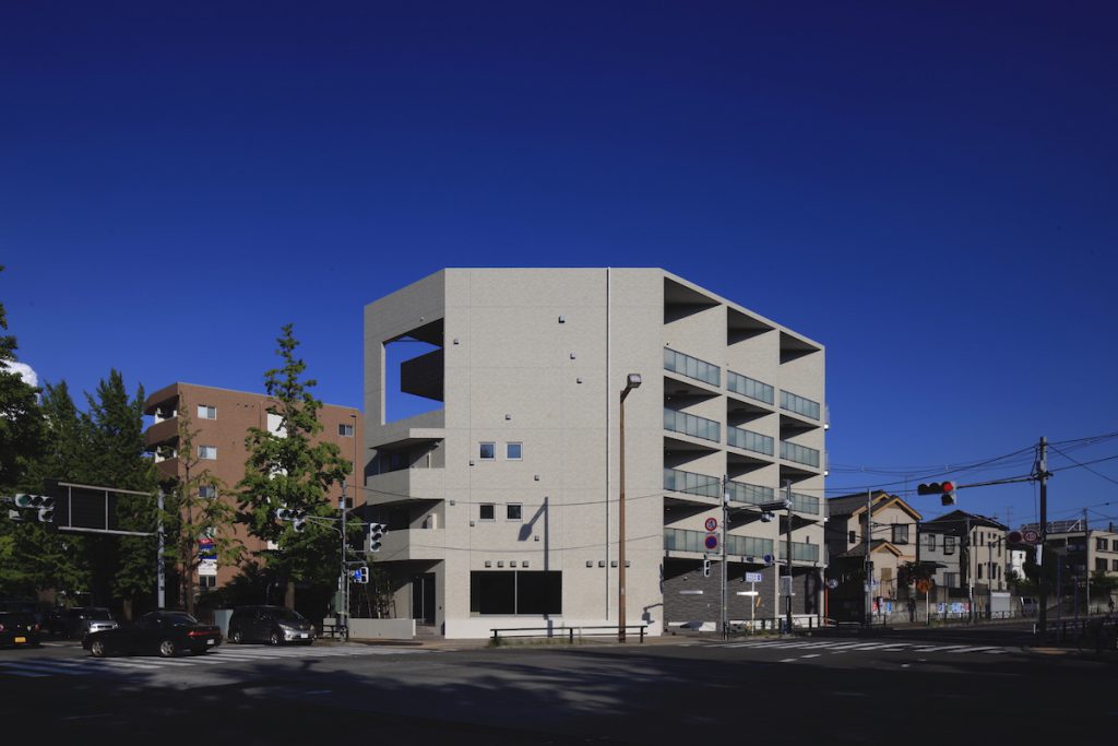 08exterior-2-1024x683.jpg